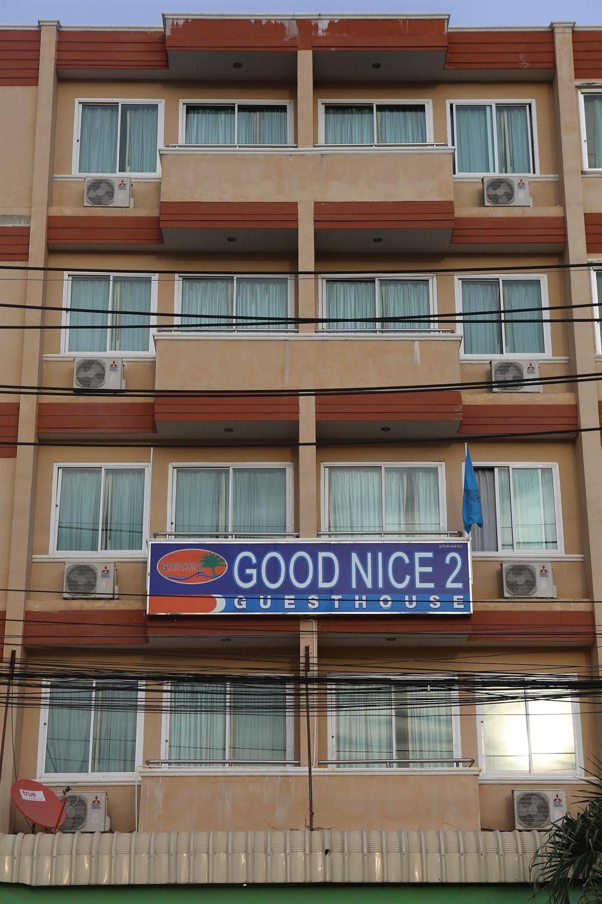 Good Nice 2 Guesthouse Patong Buitenkant foto